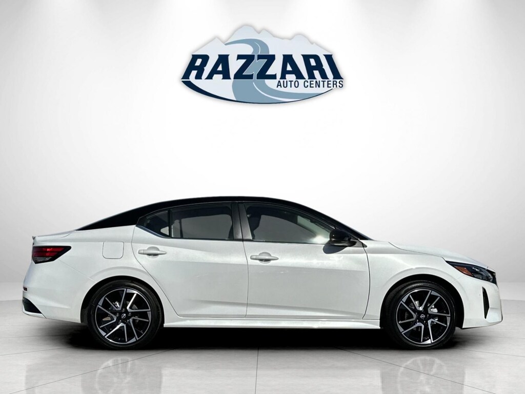 New 2025 Nissan Sentra SR Sedan