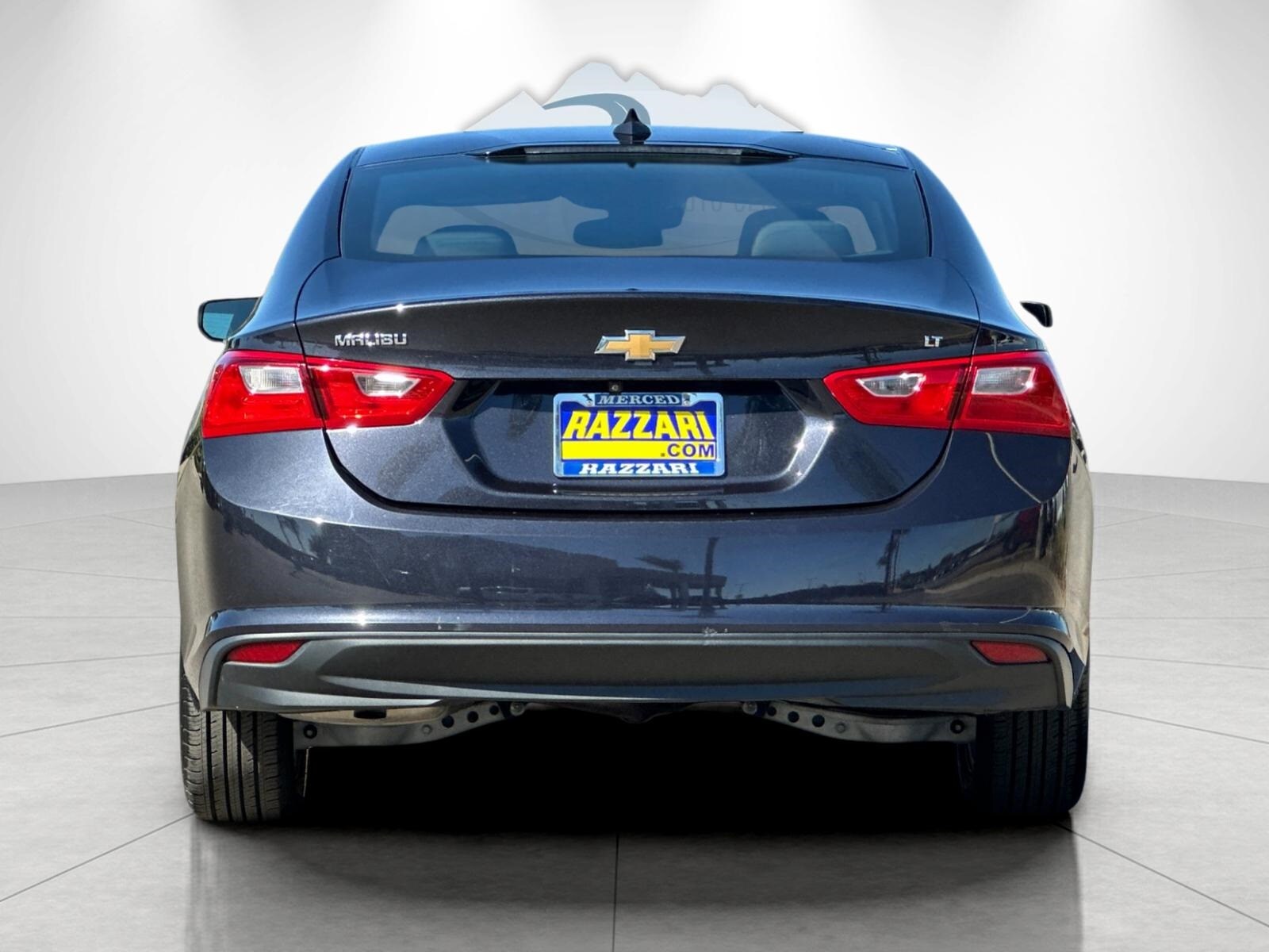 2023 Chevrolet Malibu 1LT photo 3