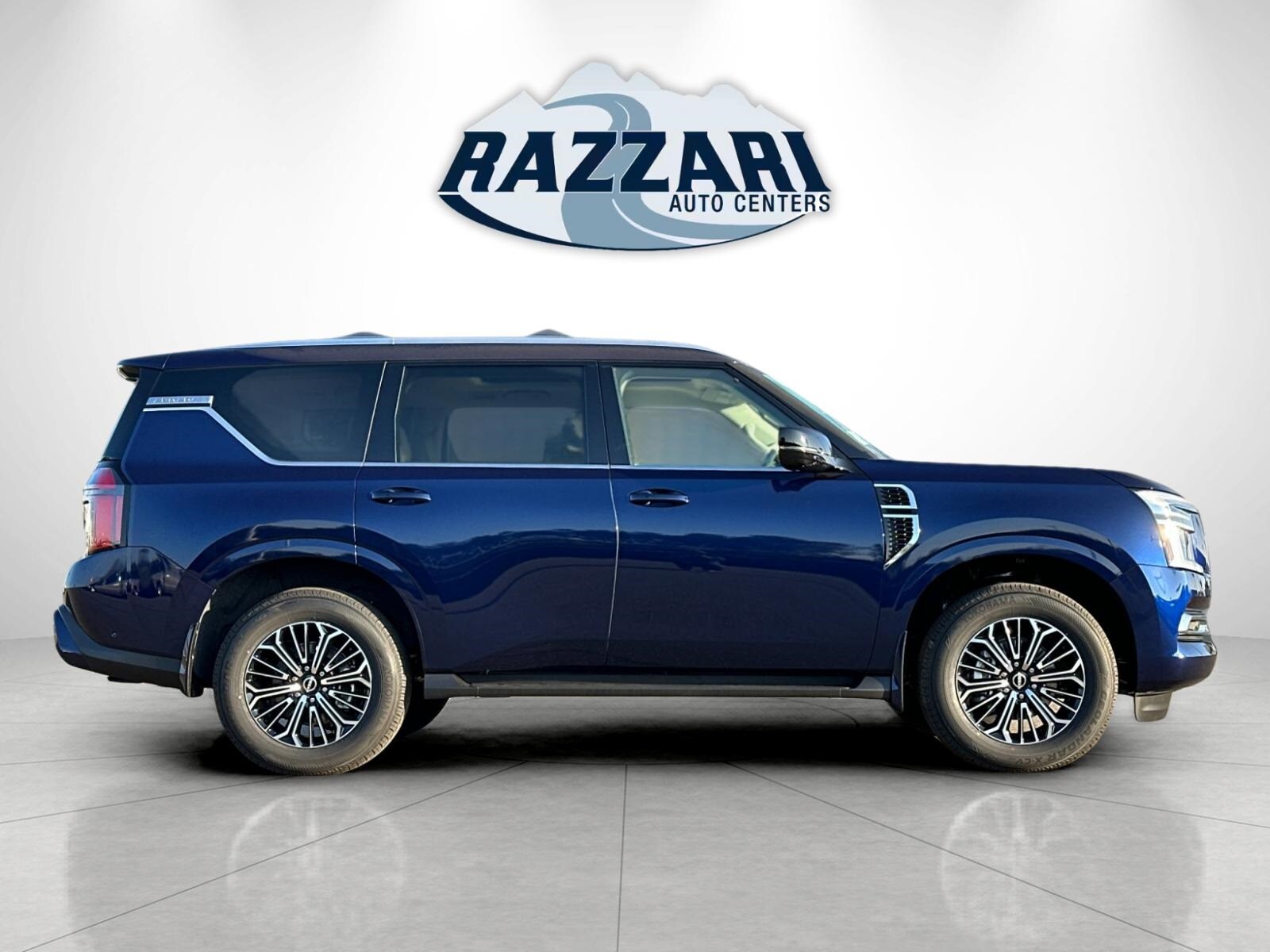 2025 Nissan Armada Platinum photo 2