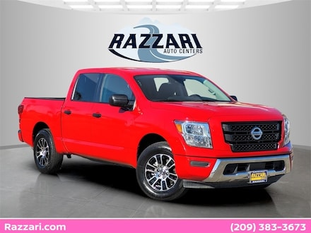 2022 Nissan Titan SV Truck Crew Cab