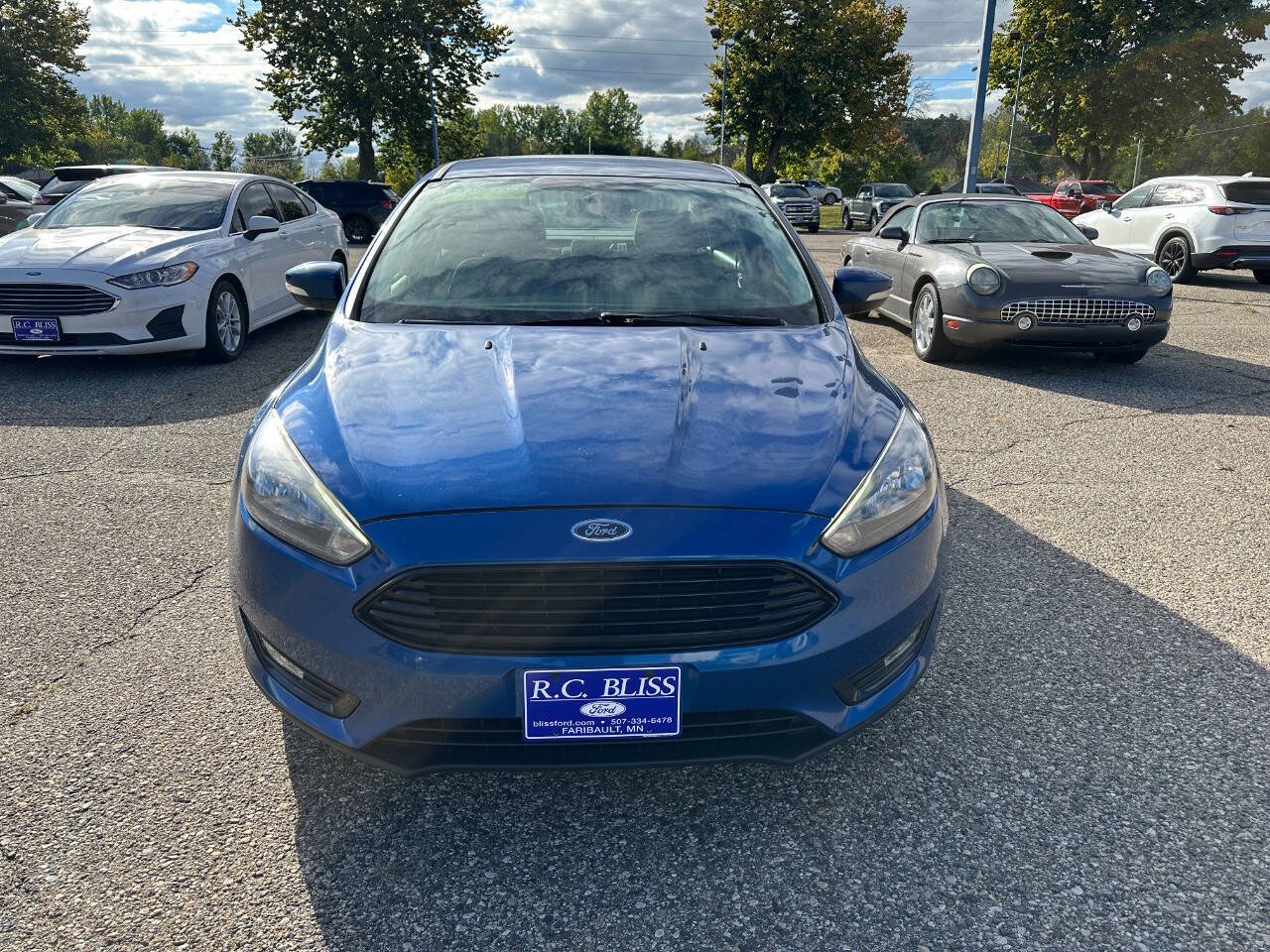 Used 2018 Ford Focus SE with VIN 1FADP3FE7JL303641 for sale in Faribault, Minnesota