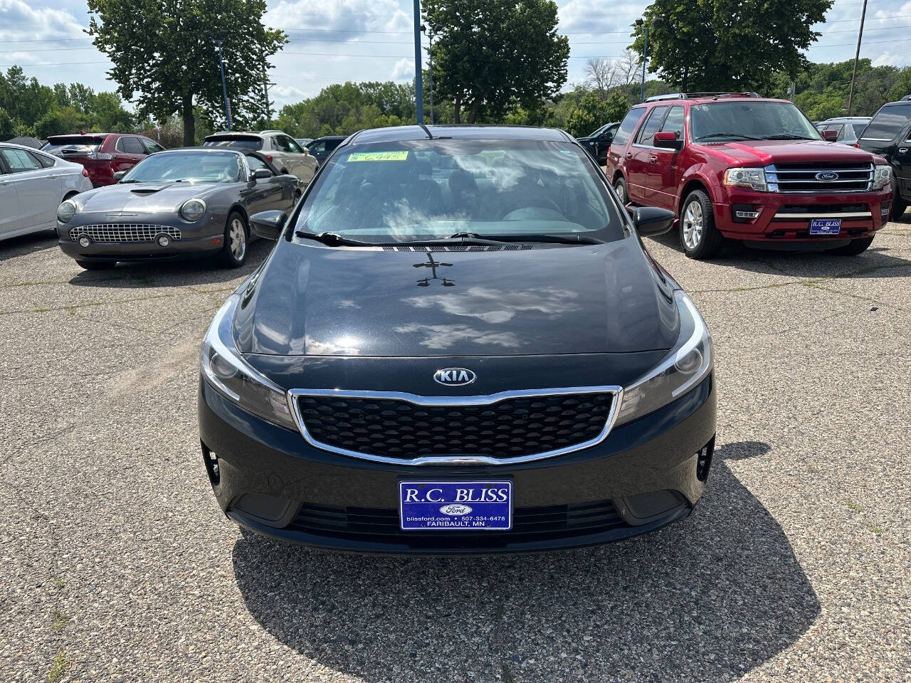 Used 2018 Kia FORTE LX with VIN 3KPFK4A7XJE229835 for sale in Faribault, MN