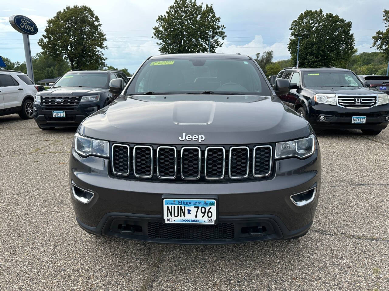 Used 2017 Jeep Grand Cherokee Laredo E with VIN 1C4RJFAGXHC777220 for sale in Faribault, Minnesota