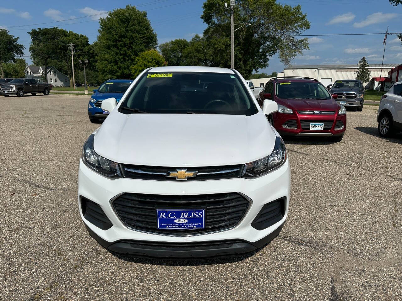 Used 2019 Chevrolet Trax LS with VIN 3GNCJKSB5KL336549 for sale in Faribault, Minnesota