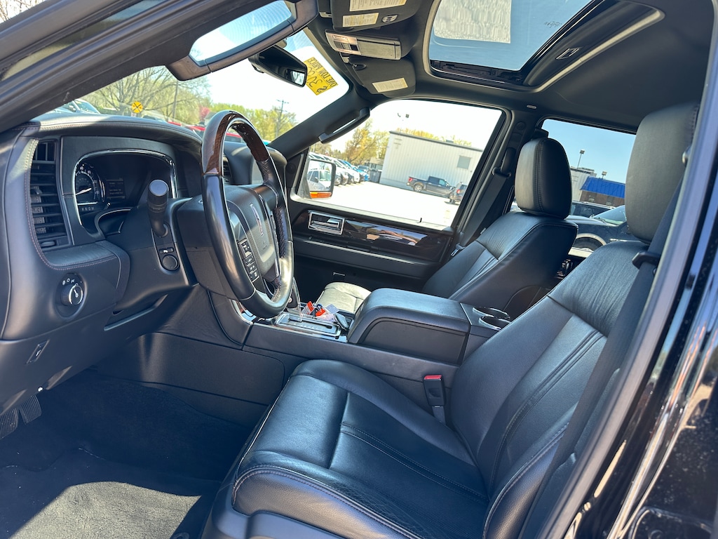 Used 2017 Lincoln Navigator Reserve 4x4 4dr SUV SUV