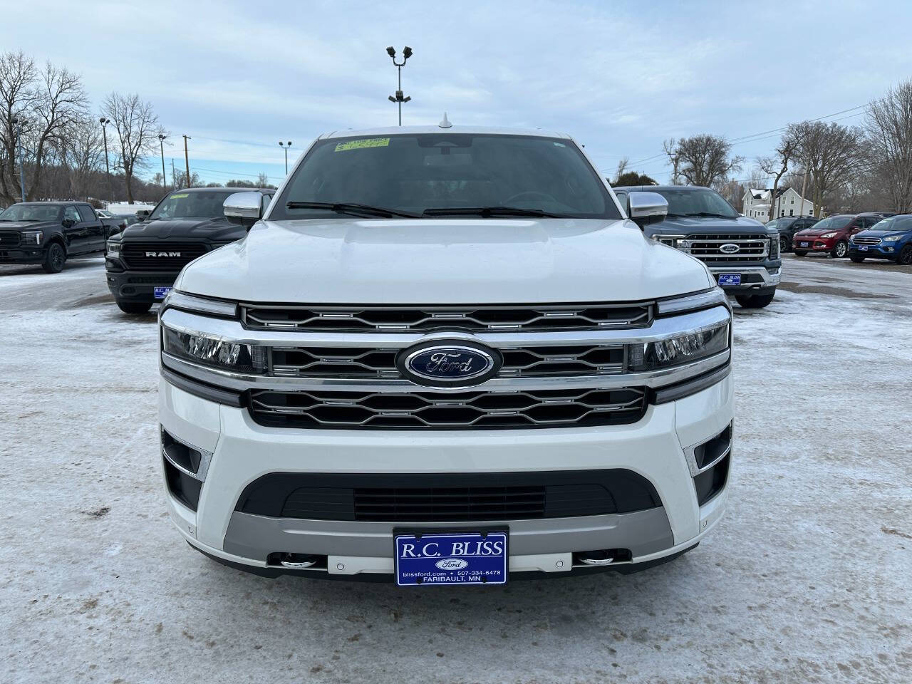 Used 2023 Ford Expedition Platinum with VIN 1FMJK1M87PEA52884 for sale in Faribault, Minnesota