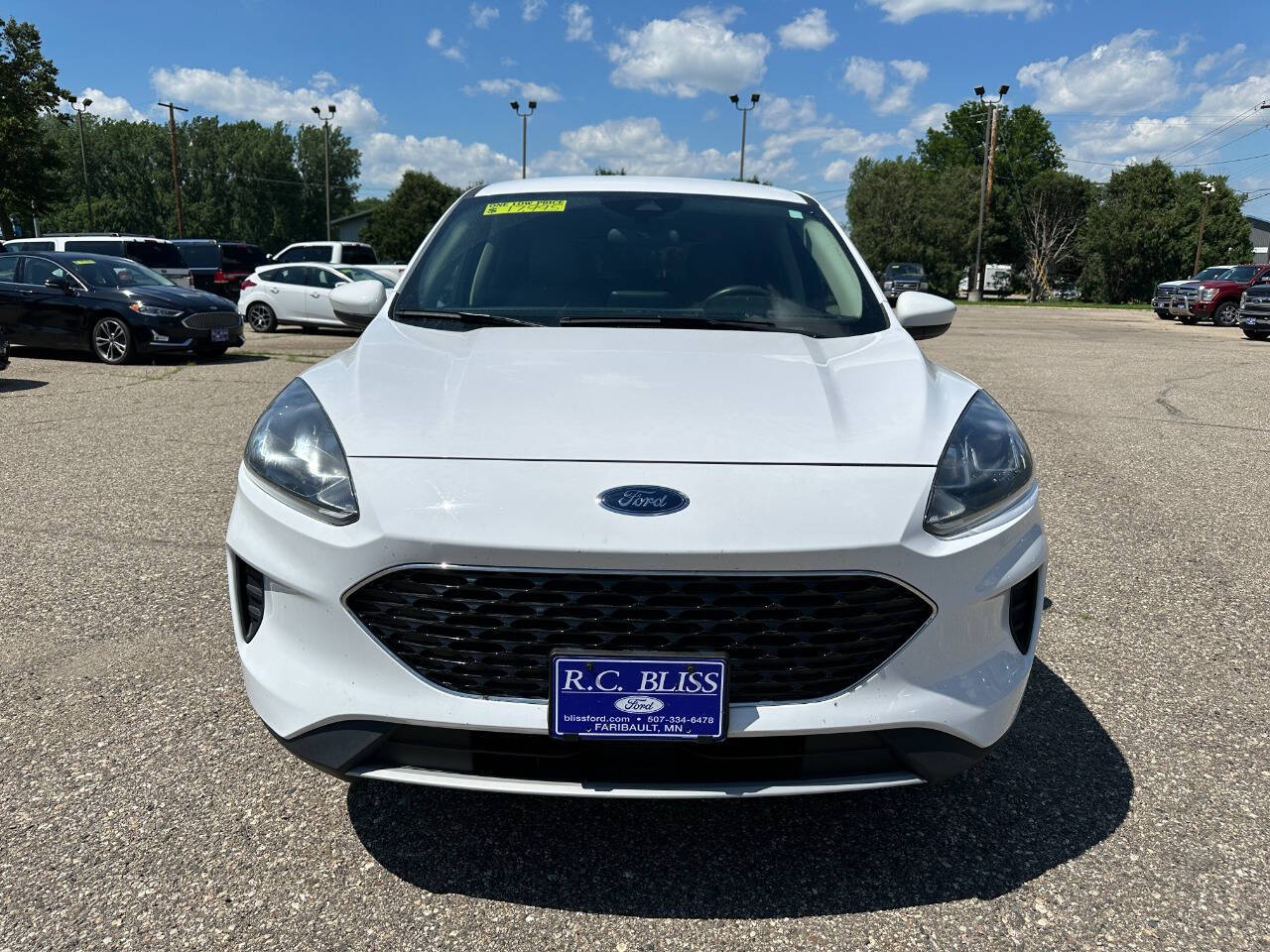 Used 2020 Ford Escape SE with VIN 1FMCU9G66LUA07799 for sale in Faribault, Minnesota