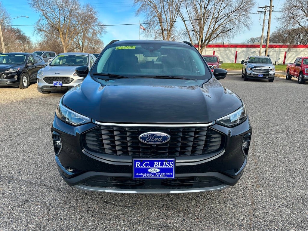 Used 2023 Ford Escape Platinum AWD 4dr SUV SUV