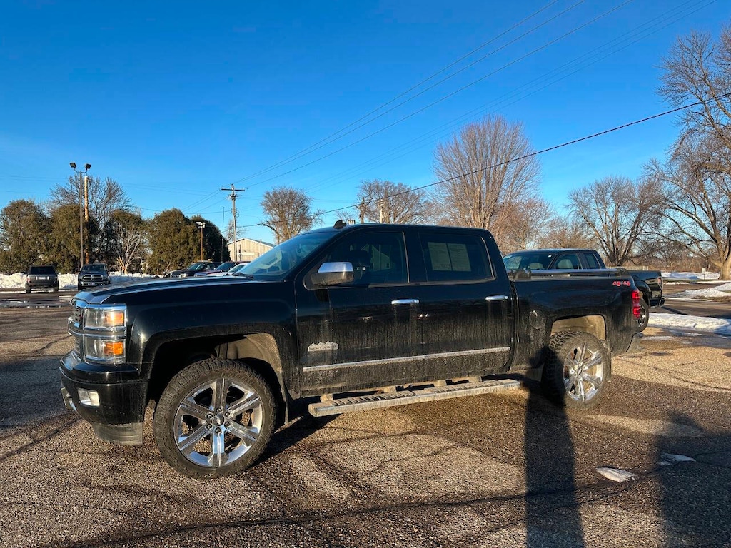 Used 2014 Chevrolet Silverado 1500 High Country 4x4 4dr Crew Cab 5.8 ft. SB Pickup Truck