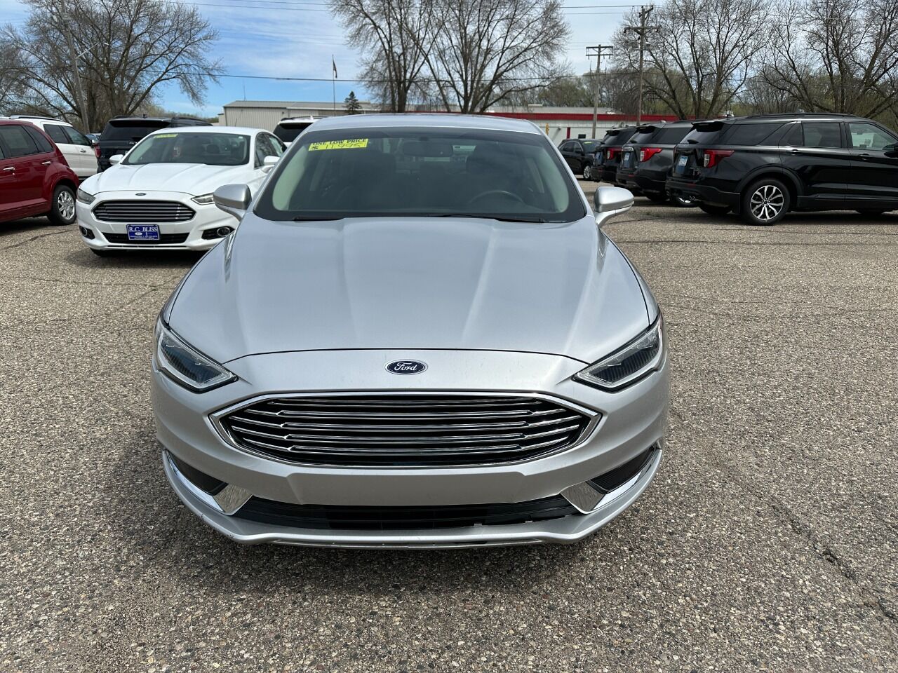 Used 2018 Ford Fusion SE with VIN 3FA6P0HD2JR230904 for sale in Faribault, Minnesota