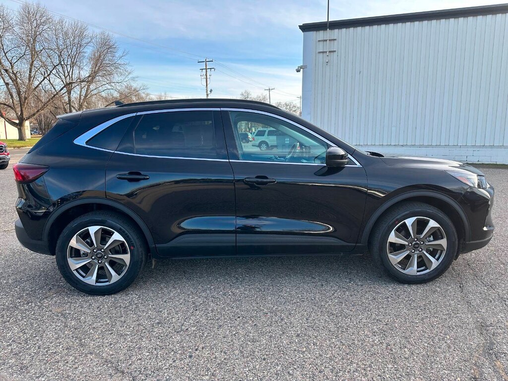 Used 2023 Ford Escape Platinum AWD 4dr SUV SUV