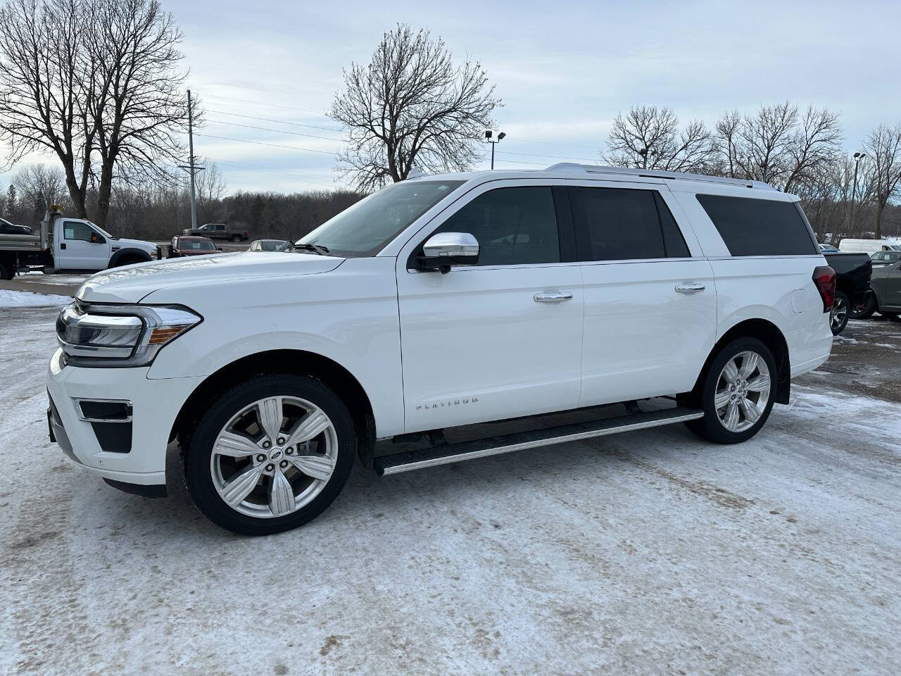 2023 Ford Expedition Platinum's photo