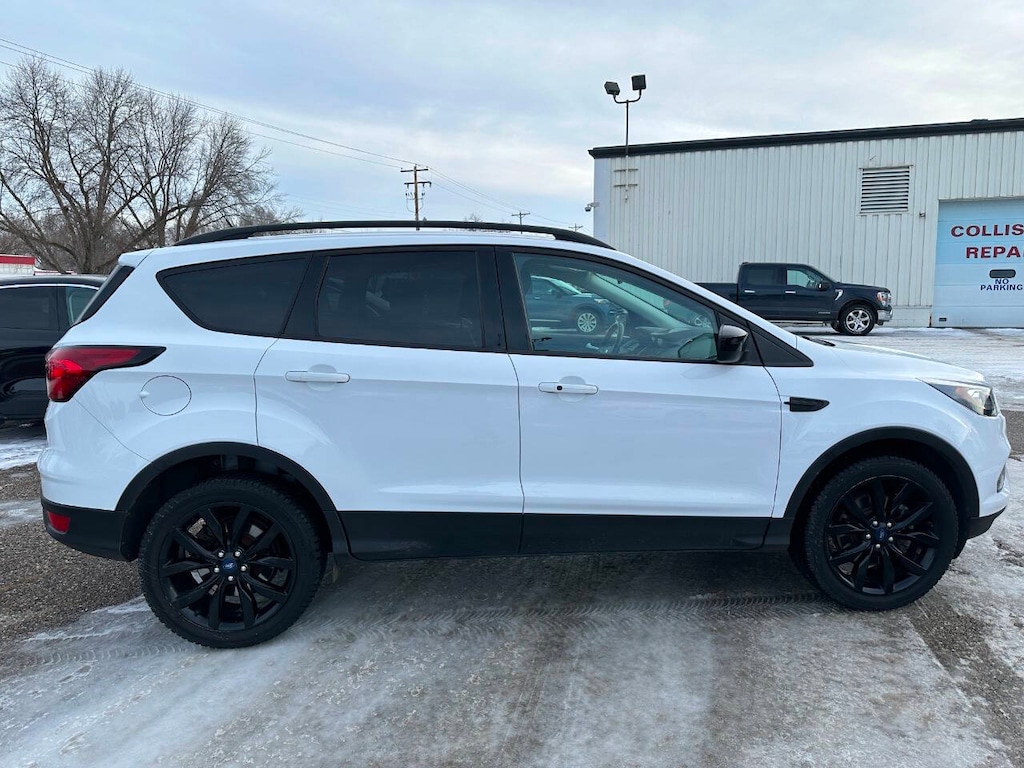 Used 2019 Ford Escape SE AWD 4dr SUV SUV