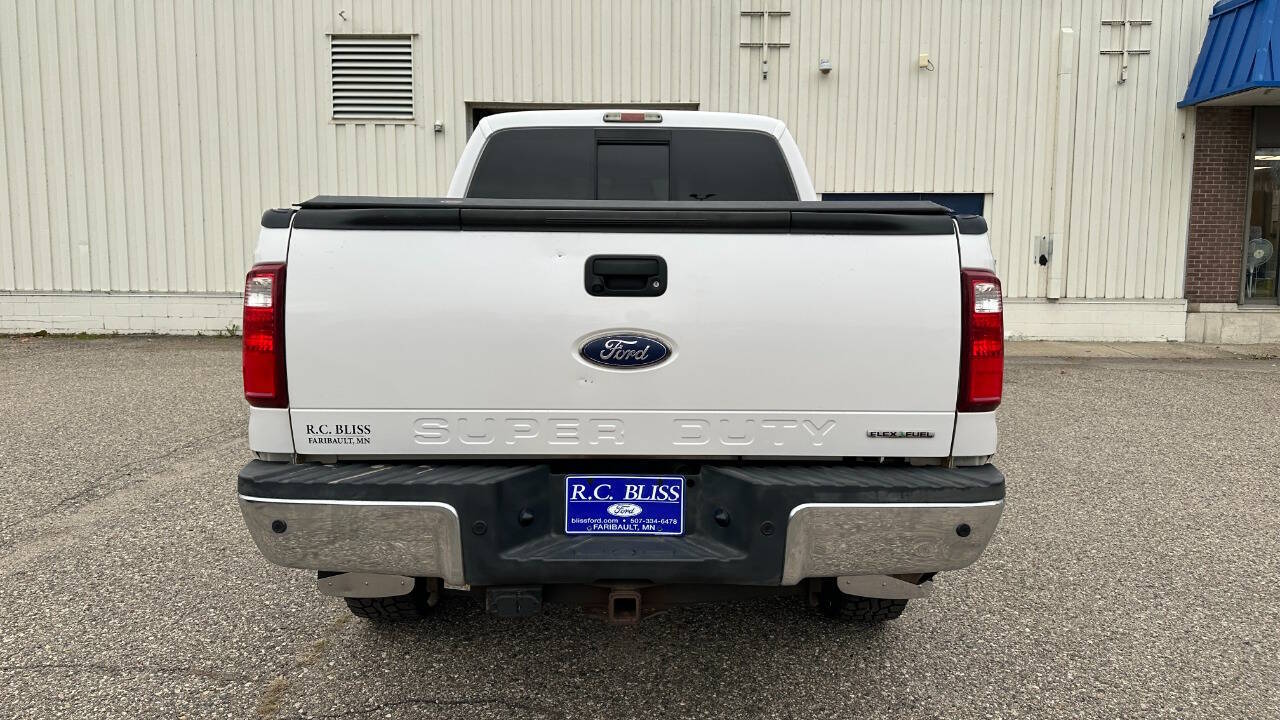 Used 2012 Ford F-350 Super Duty Lariat 4x4 4dr Crew Cab 6.8 ft. SB SRW Pickup Pickup Truck