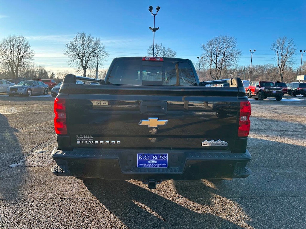 Used 2014 Chevrolet Silverado 1500 High Country 4x4 4dr Crew Cab 5.8 ft. SB Pickup Truck