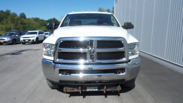 Used 2018 RAM Ram 3500 Pickup Tradesman with VIN 3C63R3CL5JG138907 for sale in Catskill, NY