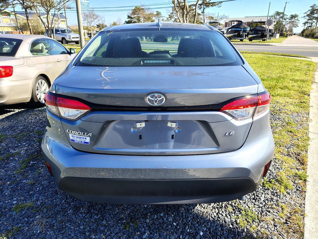 Used 2025 Toyota Corolla LE Sedan