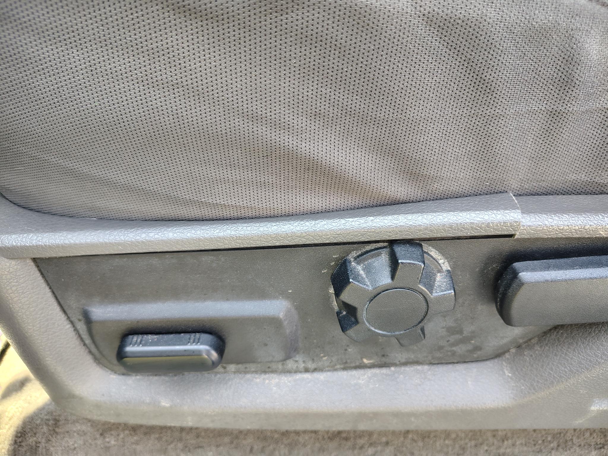 2010 Ford F-250 Super Duty XL - Photo 12