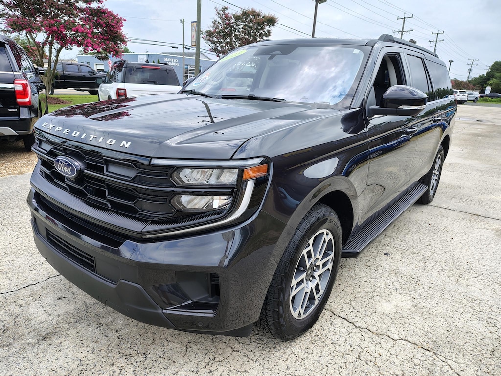 Used 2025 Ford Expedition MAX SUV