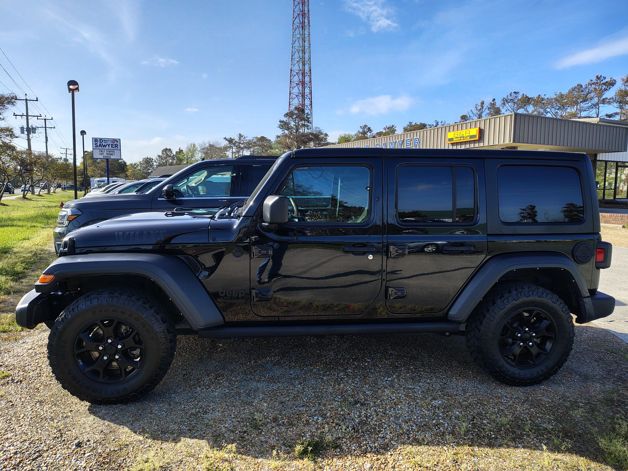 View vehicle photo 2