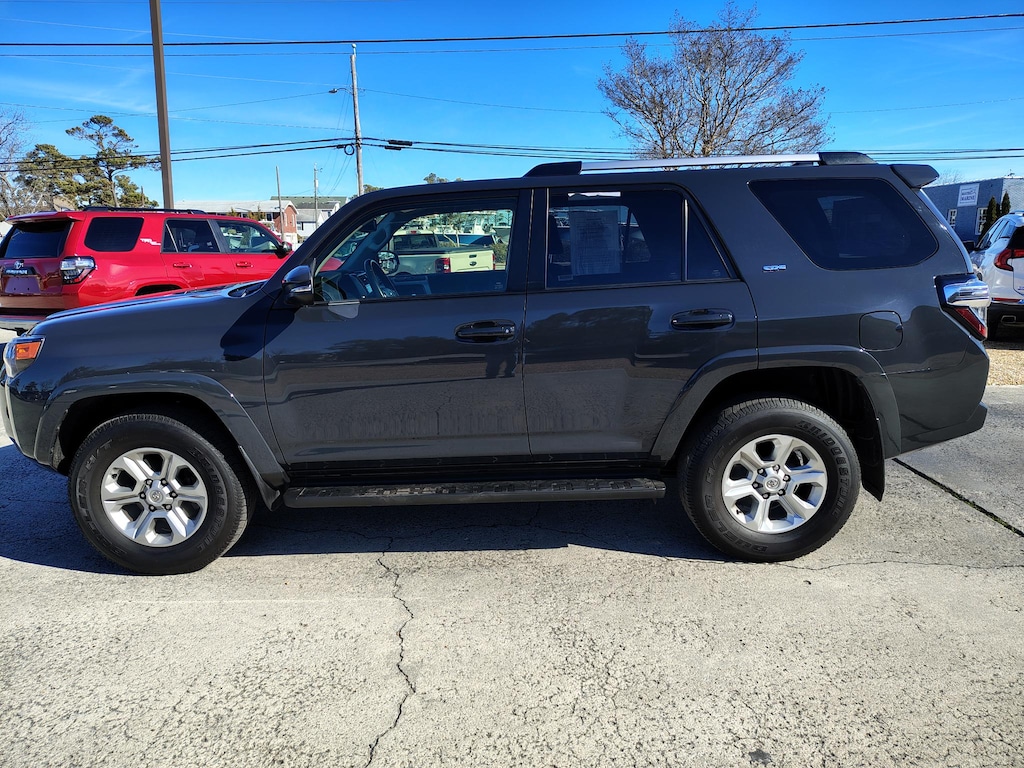 Used 2024 Toyota 4Runner SR5/SR5 SUV