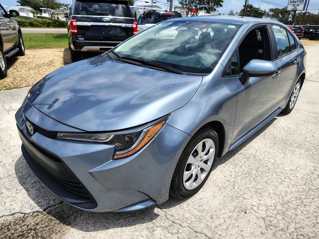 Used 2024 Toyota Corolla LE Sedan