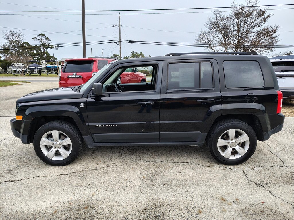 Used 2016 Jeep Patriot Sport SUV