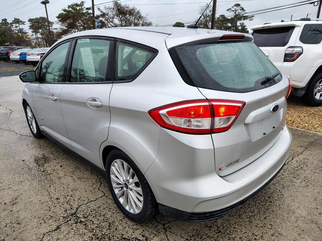 Used 2017 Ford C-MAX SE Hatchback