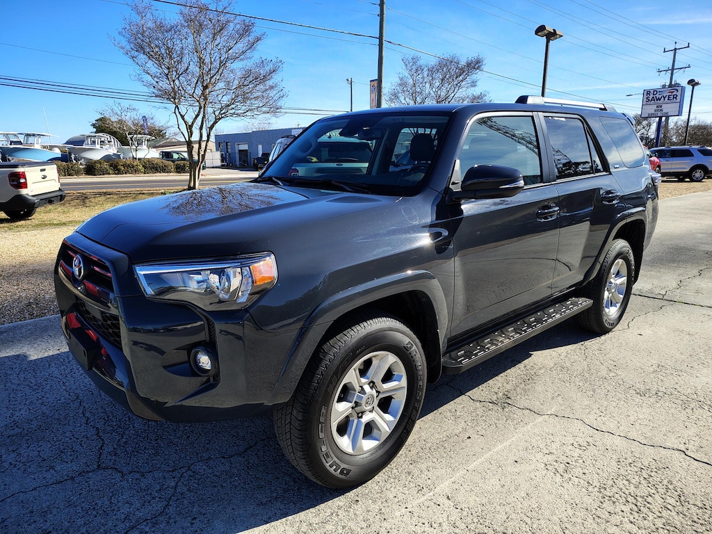 Used 2024 Toyota 4Runner SR5/SR5 SUV