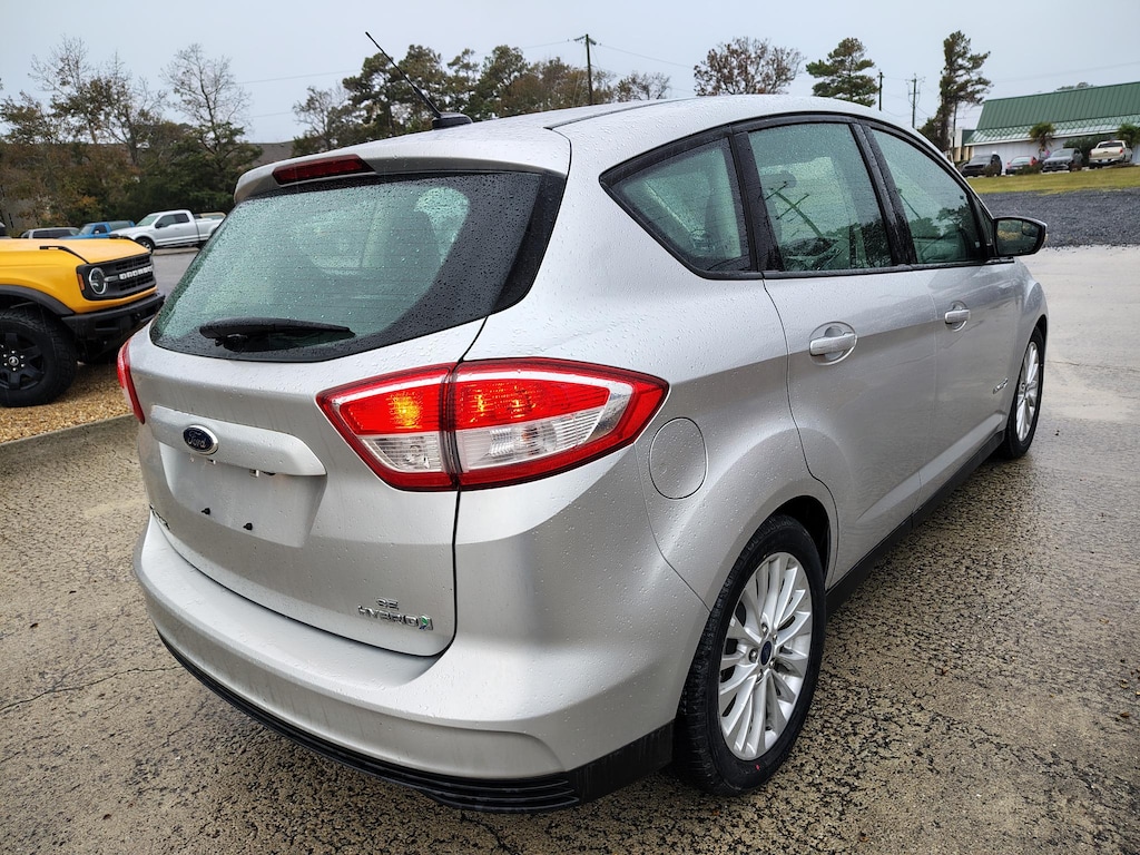 Used 2017 Ford C-MAX SE Hatchback