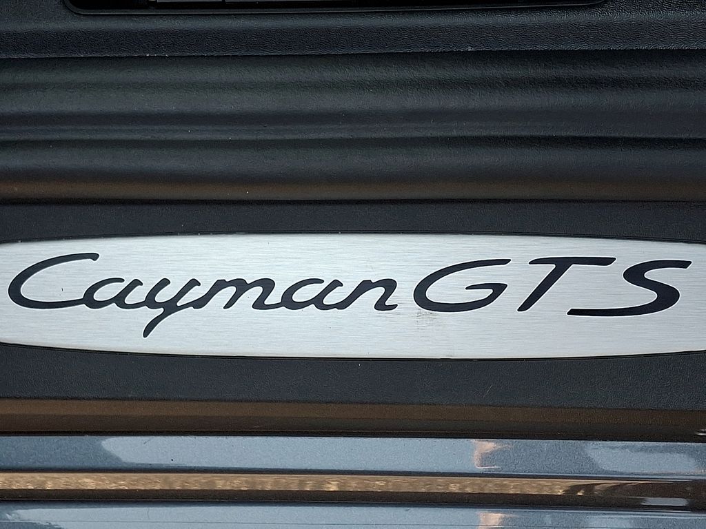 2025 Porsche 718 GTS - Photo 32