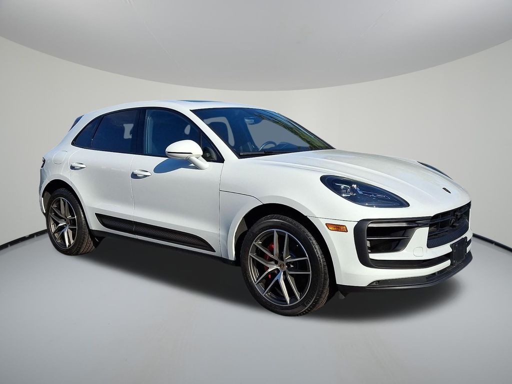 2023 Porsche Macan