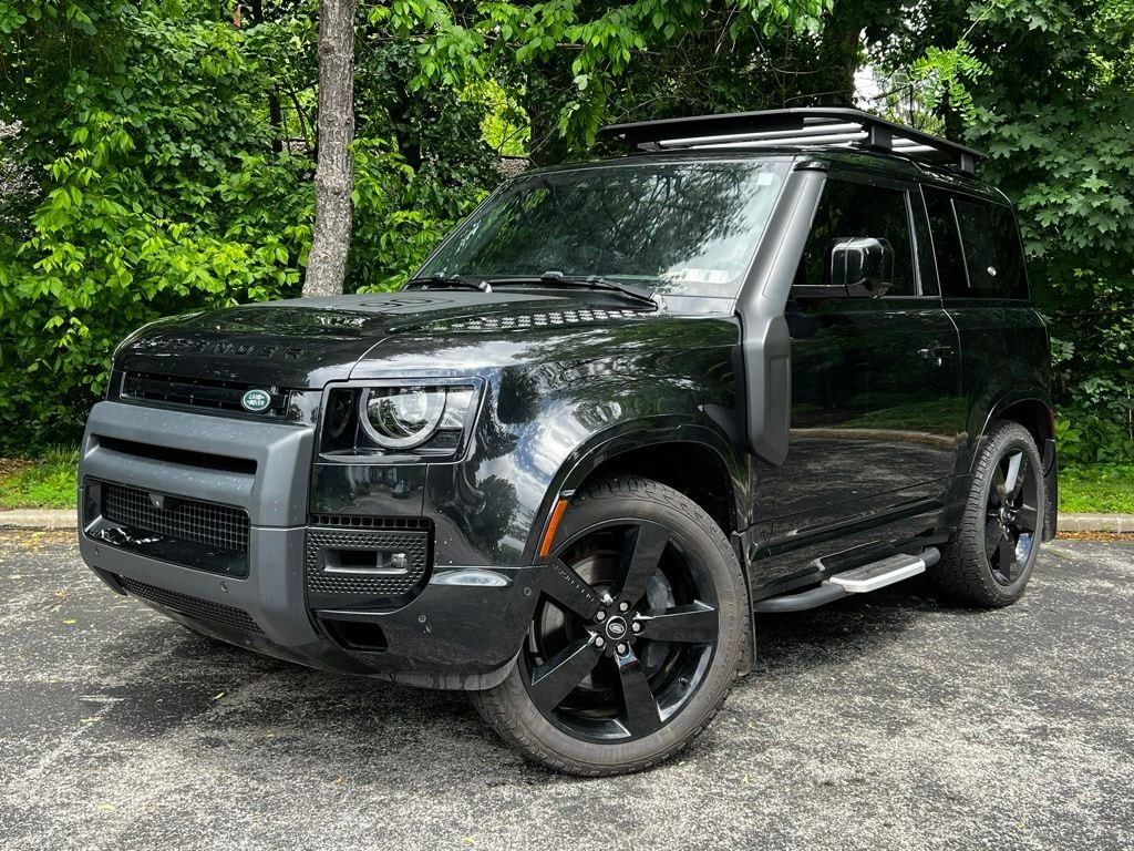 Used 2024 Land Rover Defender 90 X-Dynamic SE SUV