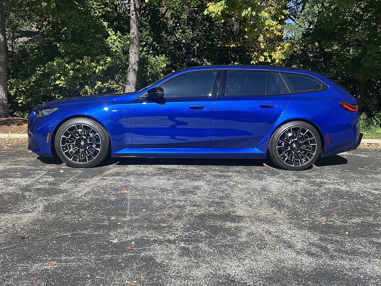 2025 Bmw M5 5 Touring photo 2
