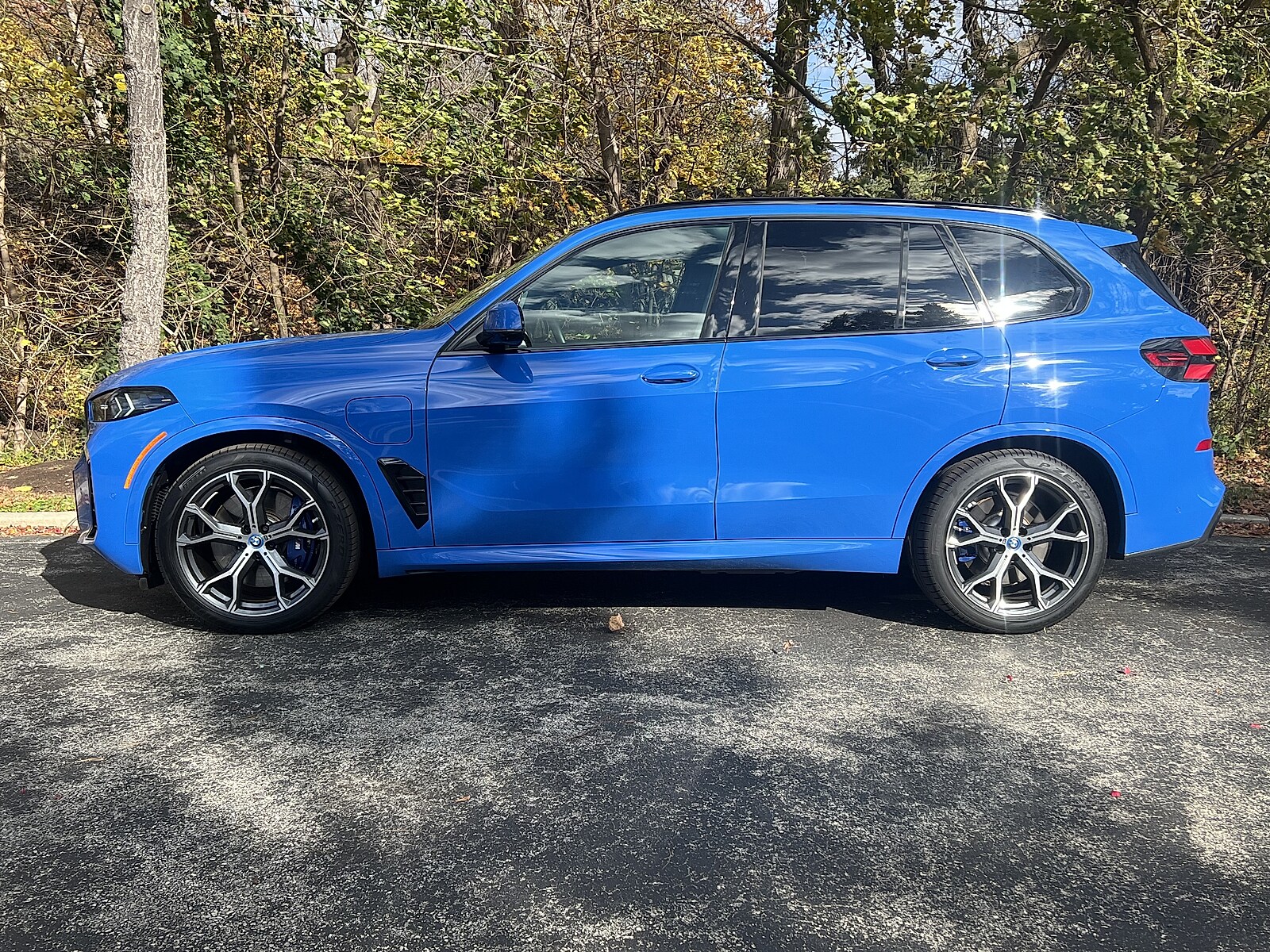 2025 Bmw X5 xDrive50e photo 2