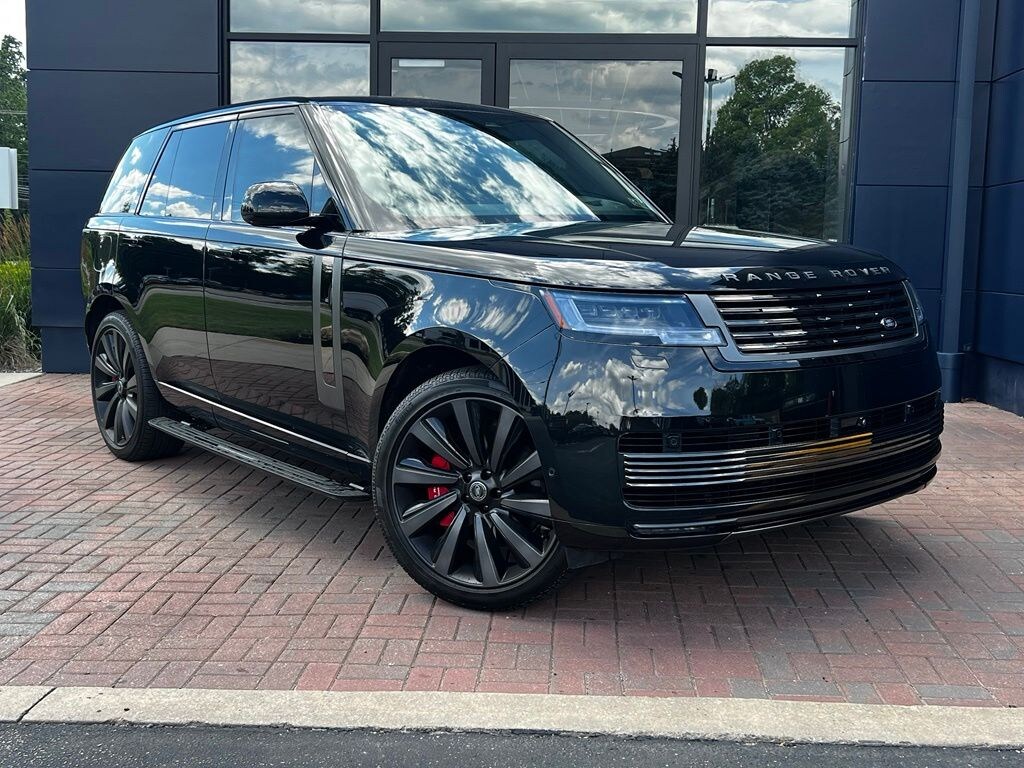 Used 2025 Land Rover Range Rover SV SUV
