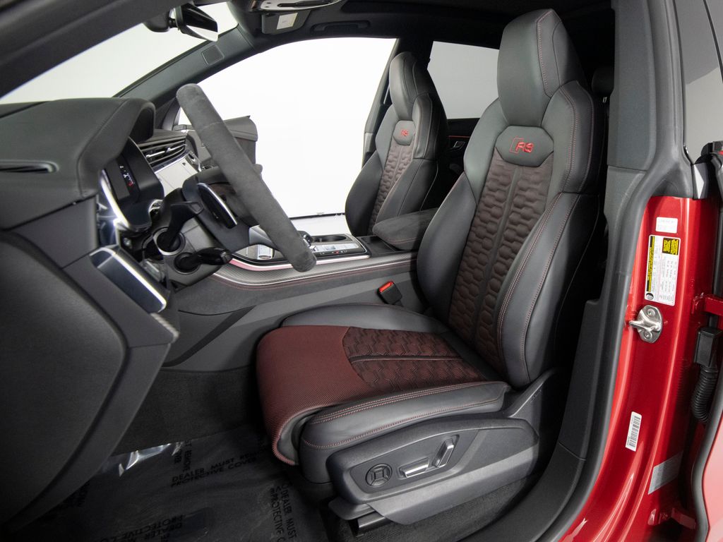2025 Audi RS Q8 Base - Photo 33