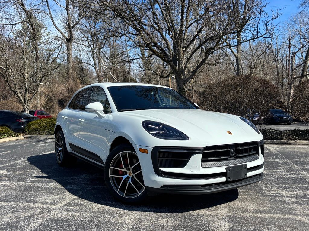 2023 Porsche Macan S