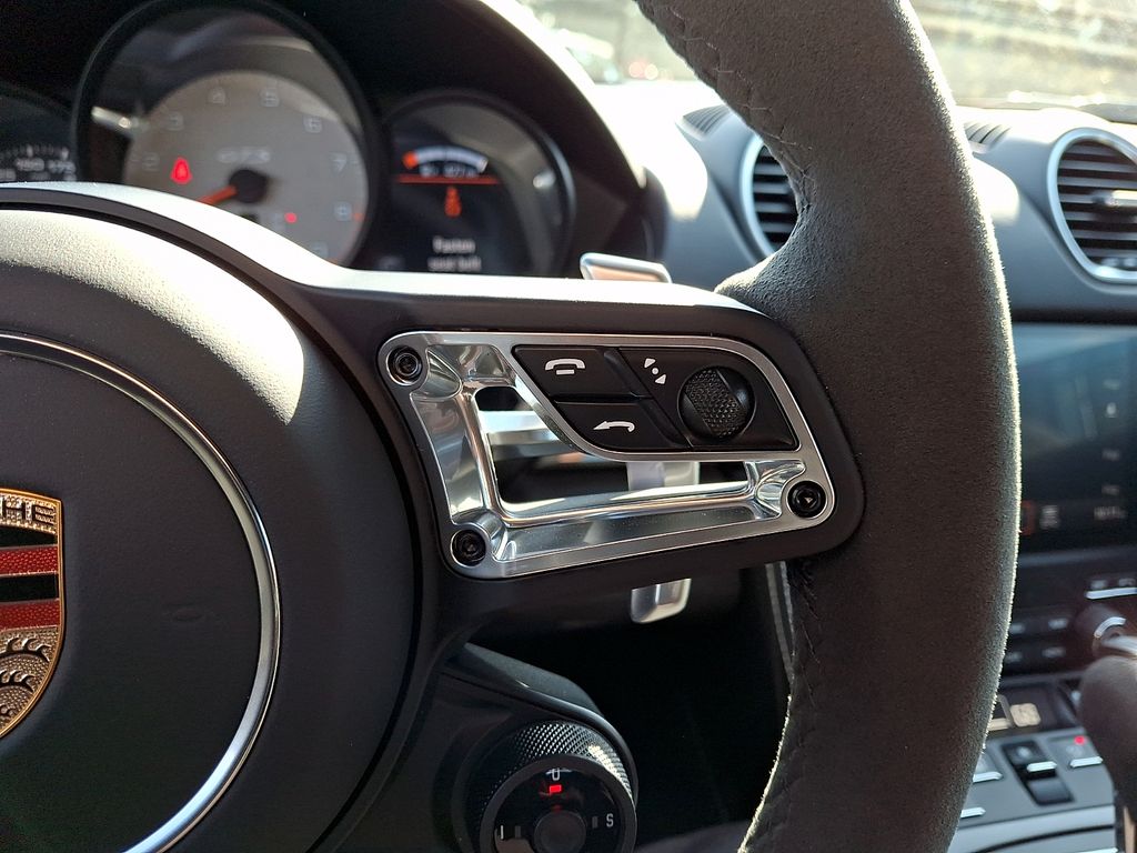 2025 Porsche 718 GTS - Photo 24