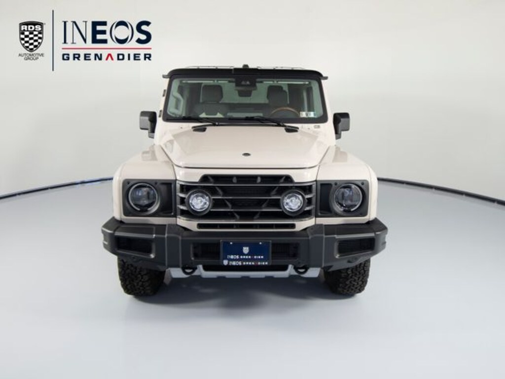 New 2025 Ineos Grenadier Quartermaster Fieldmaster Edition Truck