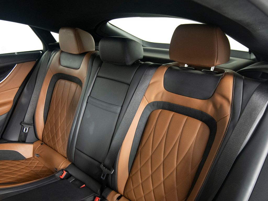 2022 Mercedes-Benz AMG GT 4-Door Coupe 43 - Photo 34