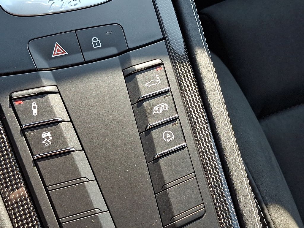 2025 Porsche 718 GTS - Photo 27