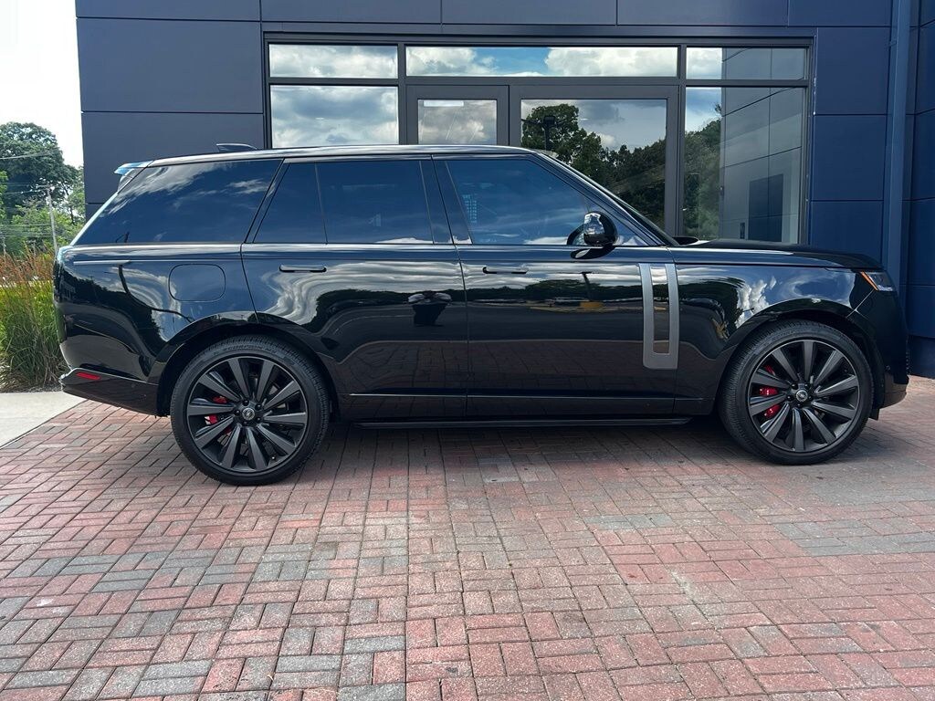 Used 2025 Land Rover Range Rover SV SUV