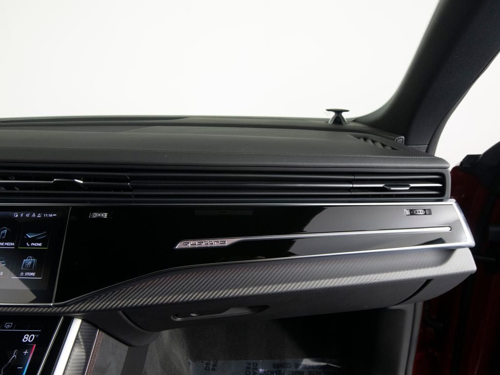 2025 Audi RS Q8 Base - Photo 30