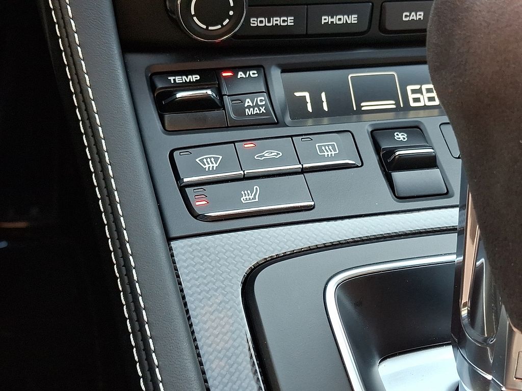 2025 Porsche 718 GTS - Photo 26