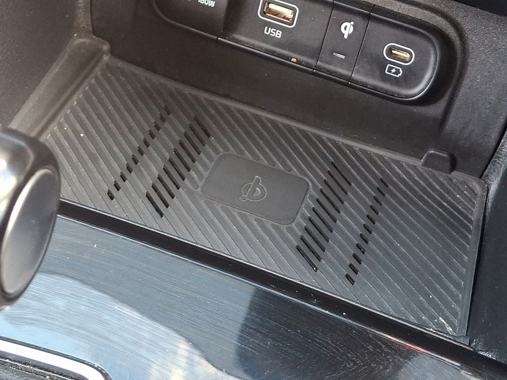 2023 Kia Sportage EX - Photo 26