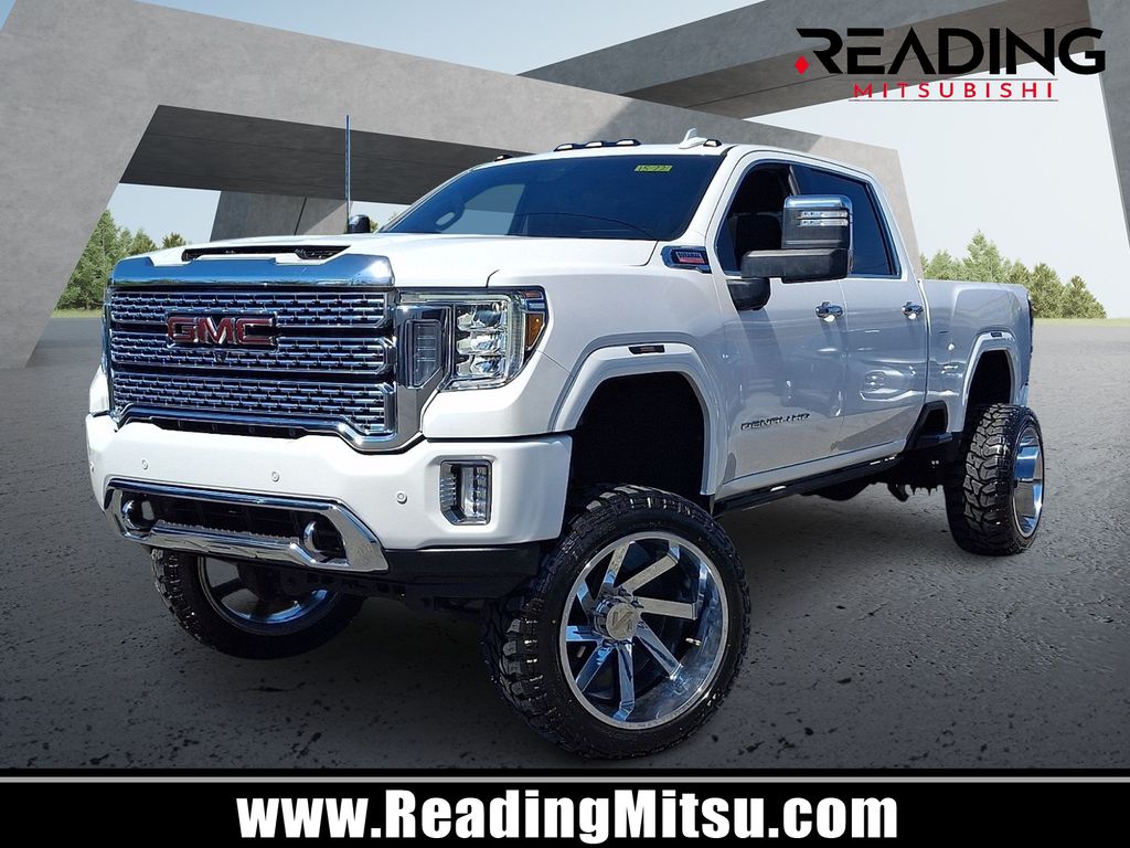 2022 GMC Sierra 4WD Crew Cab Standard Box Denali's photo