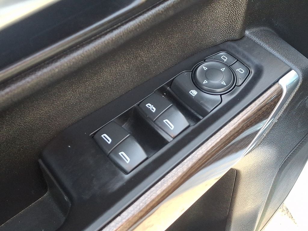 2020 Chevrolet Silverado 1500 LT - Photo 26
