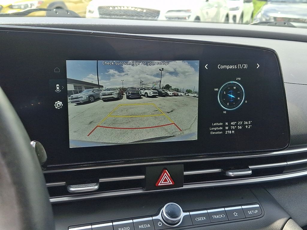 2025 Hyundai Elantra SEL - Photo 20