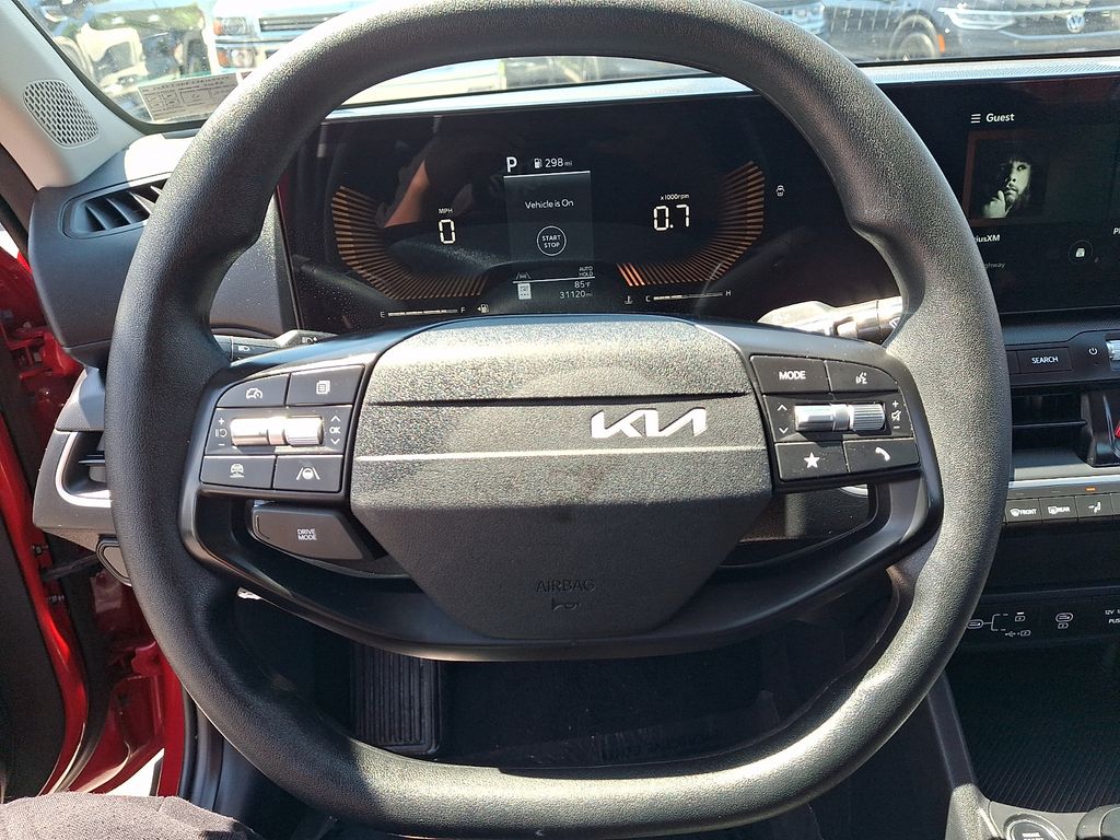 2025 Kia K4 LXS - Photo 20